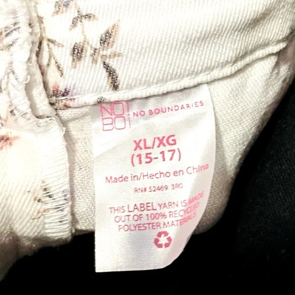 Floral Denim White Dress No Boundaries NWOT Zipper Back Silver Buttons - Picture 3 of 3